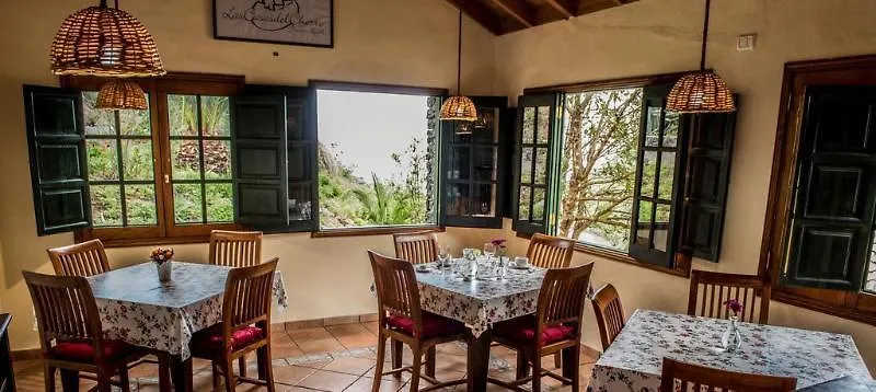 Las Casas Del Chorro Agulo