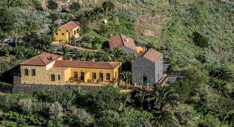 Las Casas Del Chorro Agulo Country house