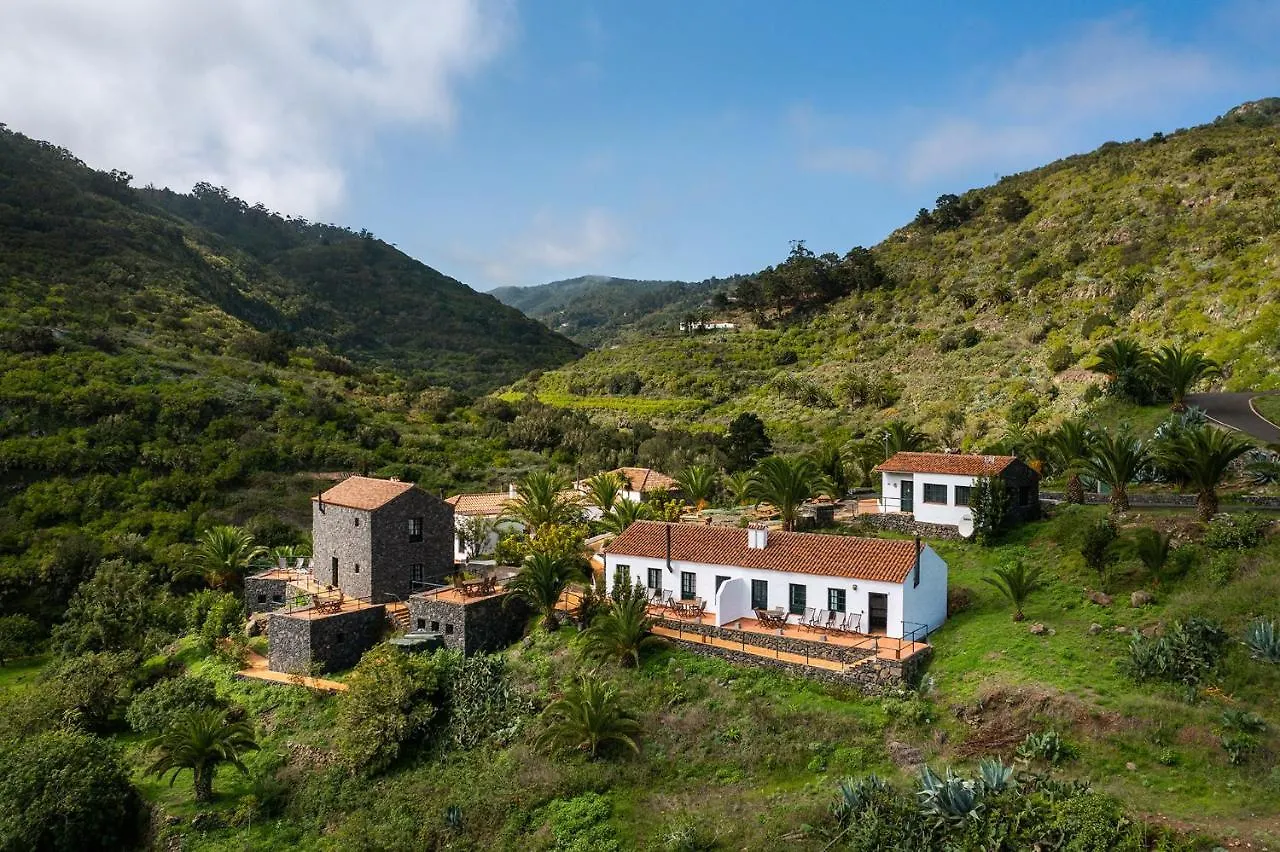 Las Casas Del Chorro Agulo